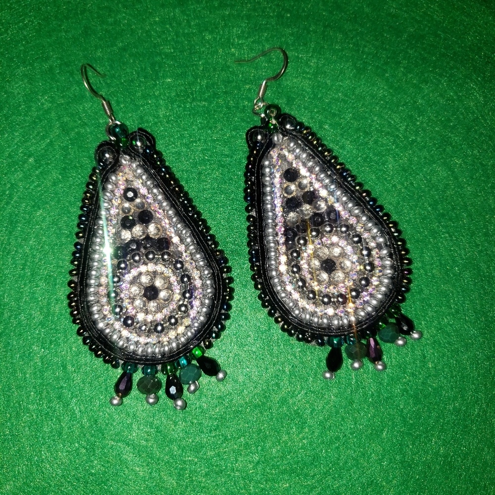 "Green Aphrodisiac" dangle earrings